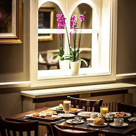 Gullane's Hotel Ballinasloe