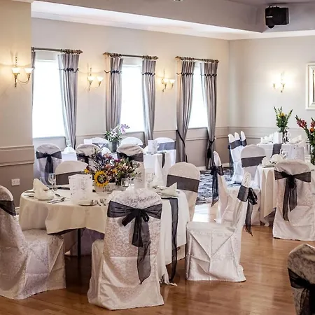 Gullane's Hotell Ballinasloe