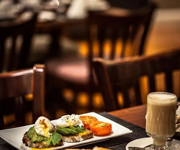 Gullane's 3* Ballinasloe