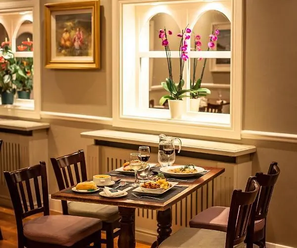 Gullane's Hotel Ballinasloe